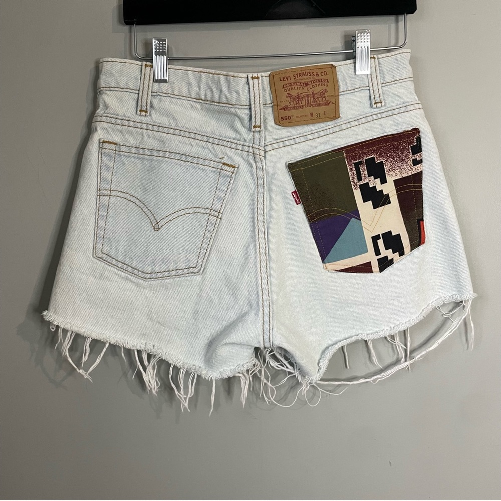 Levi's Light Wash Denim Jean Shorts with Multicolor Patch Pocket